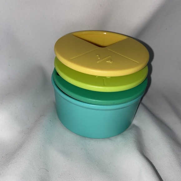 Lovevery Stackable Fraction Cups from the Analyst Kit - Picture 1 of 3